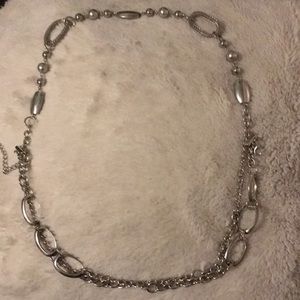 Chain-style silver necklace